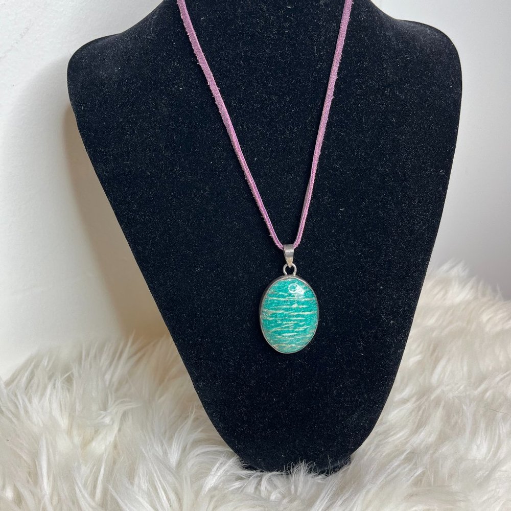 Gorgeous Turquoise pendant necklace